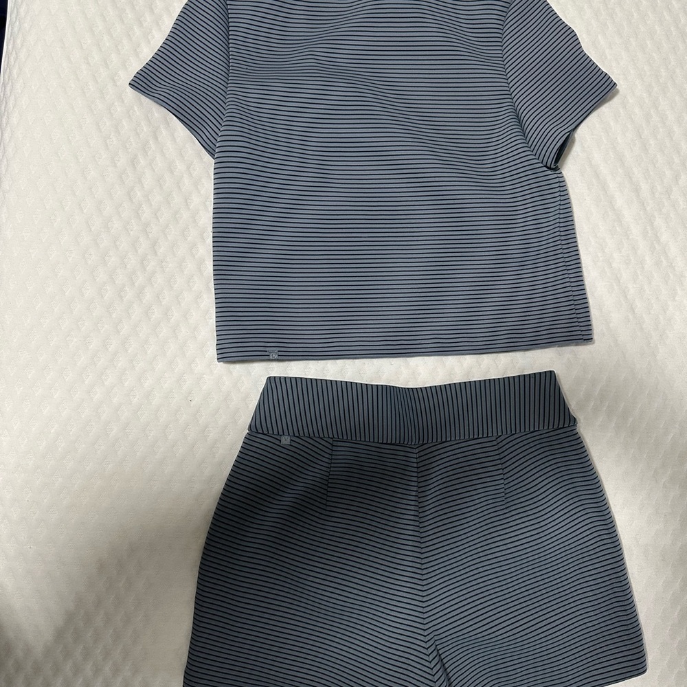 Lululemon Athletica Gray Striped Set